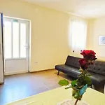 Apartments Danilo 48